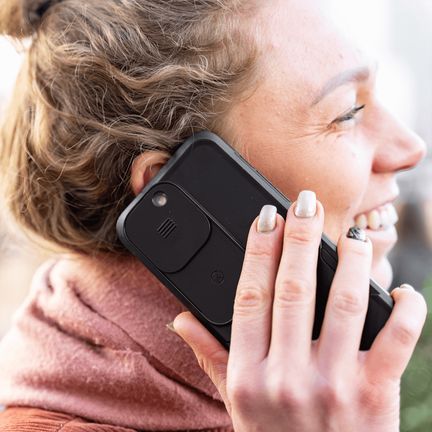 iPhone 13 Pro Max Privatsphäre-Hülle