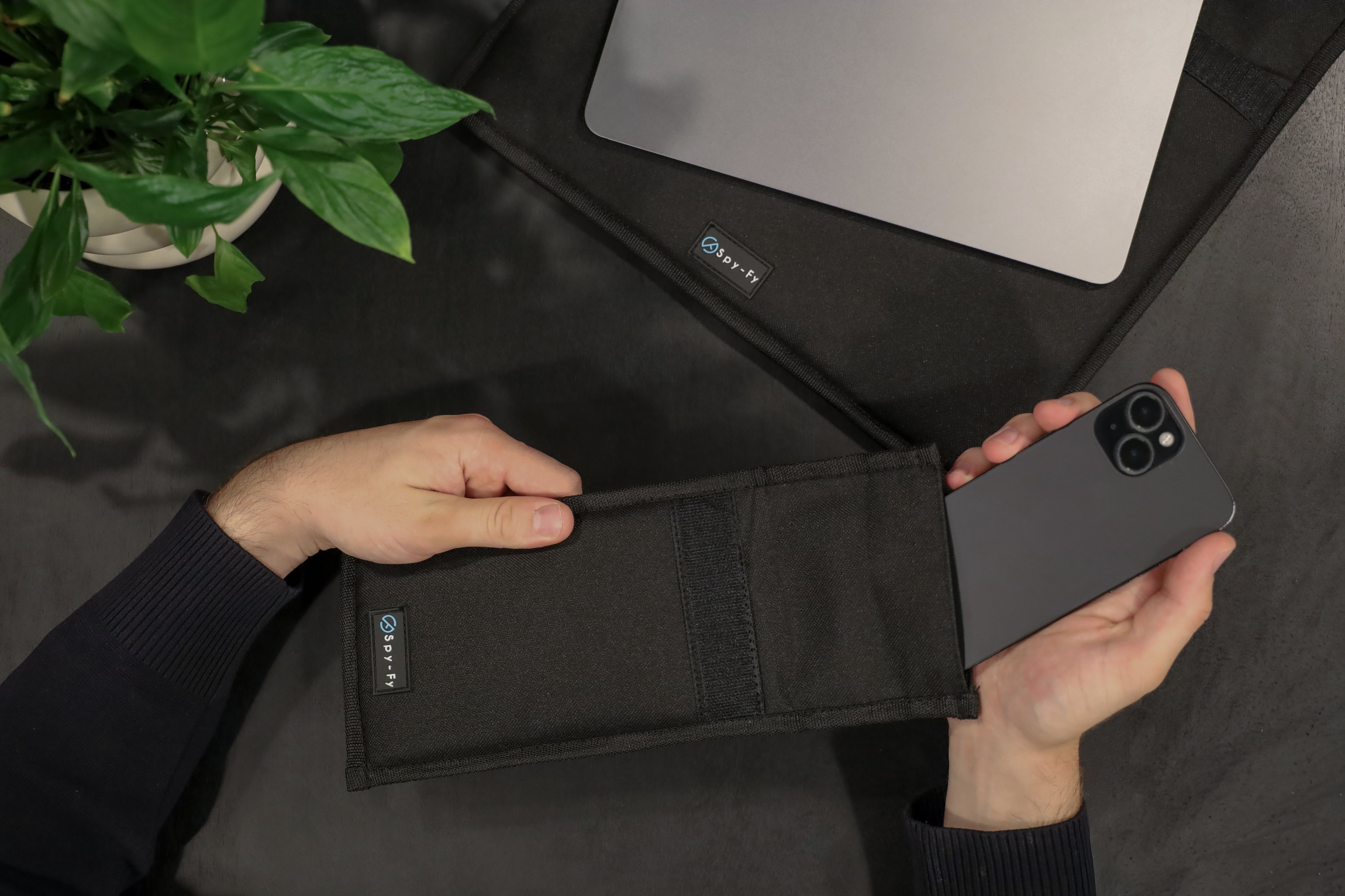 Faraday bag for phone – front view signal blocking pouch