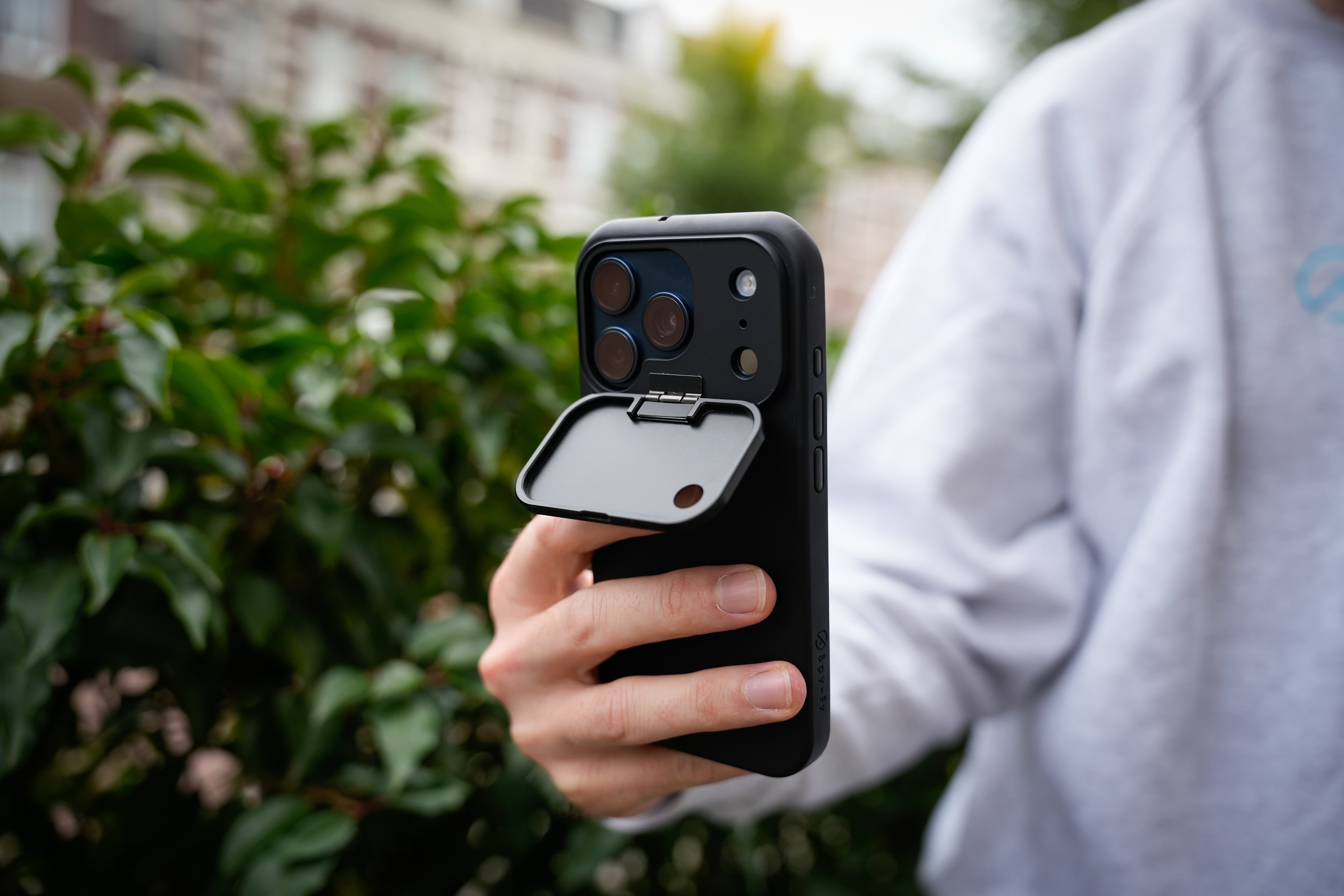 VORBESTELLUNG – iPhone 17, 17 Air, 17 Pro oder 17 Pro Max Privacy Case